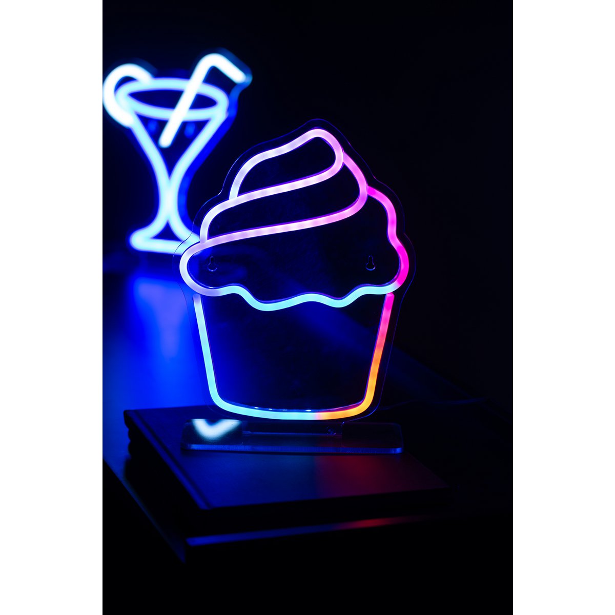 Neonlicht kleur veranderende cupcake